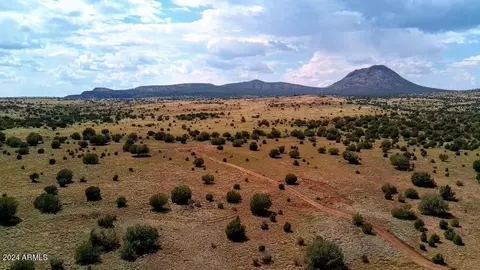 1111 Mile High Rd #-, Ash Fork, AZ 86320 photo 10