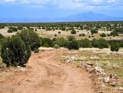 1111 Mile High Rd #-, Ash Fork, AZ 86320 photo 6