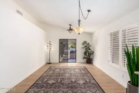 2126 E Robin Ln, Phoenix, AZ 85024 photo 12