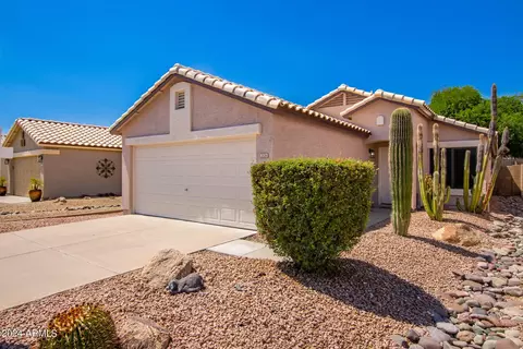 2126 E Robin Ln, Phoenix, AZ 85024 photo 4