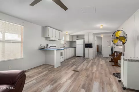 10540 E Apache Trl #303, Apache Junction, AZ 85120 photo 7