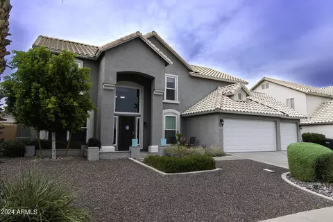 4404 W Villa Linda Dr, Glendale, AZ 85310