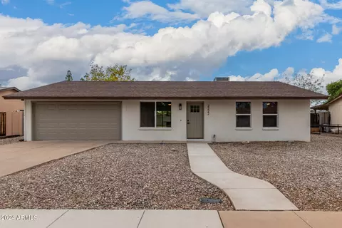 2222 E Hampton Ave, Mesa, AZ 85204
