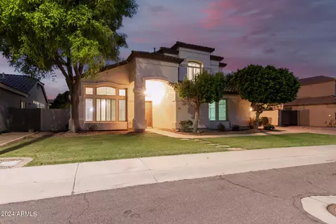 2451 W Maplewood St, Chandler, AZ 85286