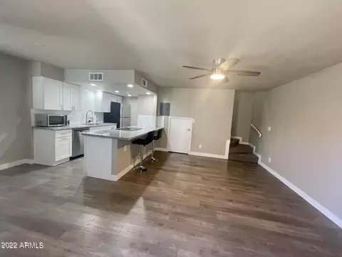 4751 E Belleview St, Phoenix, AZ 85008 photo 4