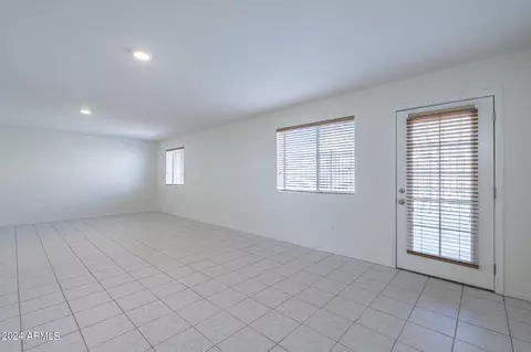 840 N Bluejay Dr, Gilbert, AZ 85234 photo 6