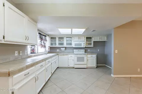 1014 E Glade Ave, Mesa, AZ 85204 photo 5