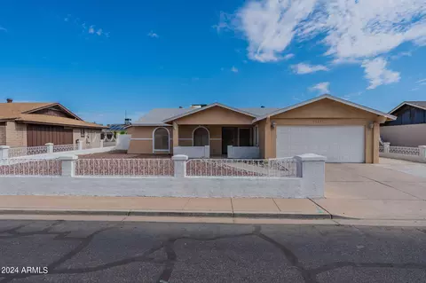 1014 E Glade Ave, Mesa, AZ 85204