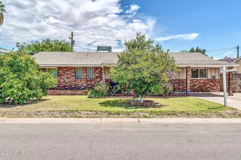 4513 N 38th St, Phoenix, AZ 85018