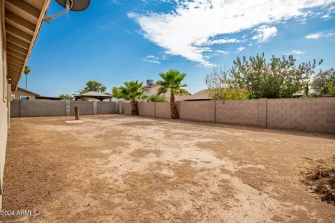 4812 N 77th Dr, Phoenix, AZ 85033 photo 26