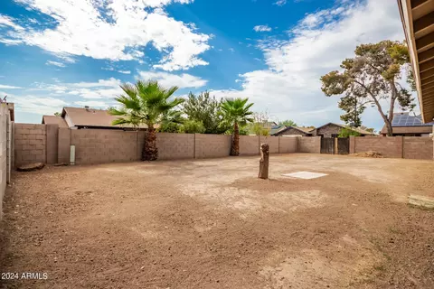 4812 N 77th Dr, Phoenix, AZ 85033 photo 27