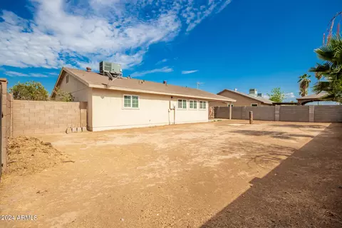 4812 N 77th Dr, Phoenix, AZ 85033 photo 30