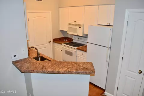 1701 E Colter St #167, Phoenix, AZ 85016 photo 5