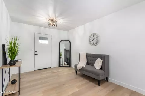16048 N 30th Dr, Phoenix, AZ 85053 photo 5