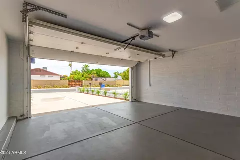 16048 N 30th Dr, Phoenix, AZ 85053 photo 28