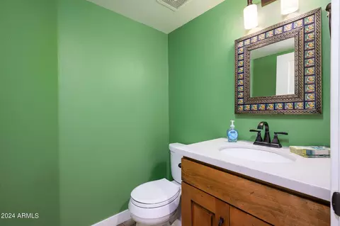 1124 E Rose Ln #11, Phoenix, AZ 85014 photo 27