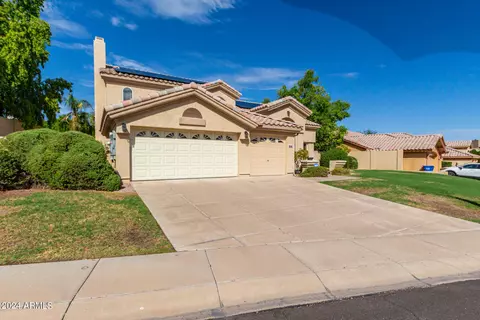 16018 N 17th Way, Phoenix, AZ 85022