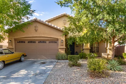 10026 W Illini St, Tolleson, AZ 85353