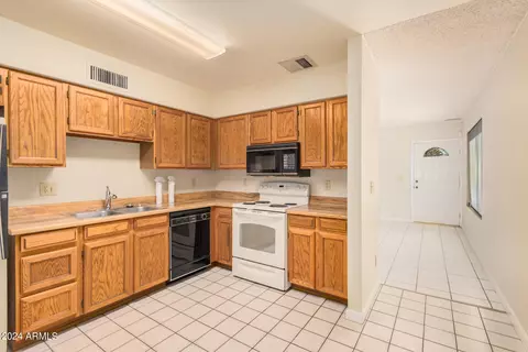1830 E Intrepid Ave, Mesa, AZ 85204 photo 11