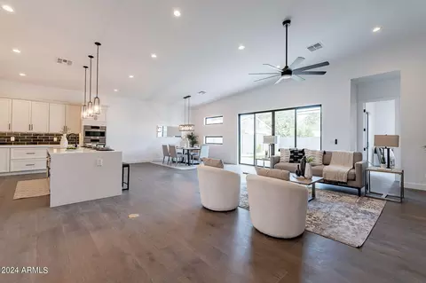 1905 E Montecito Ave, Phoenix, AZ 85016 photo 8