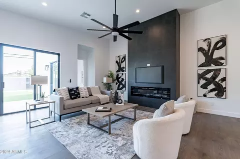 1905 E Montecito Ave, Phoenix, AZ 85016 photo 9