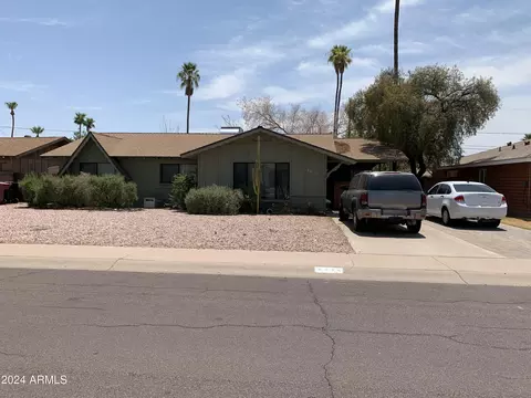 8235 E Glenrosa Ave, Scottsdale, AZ 85251