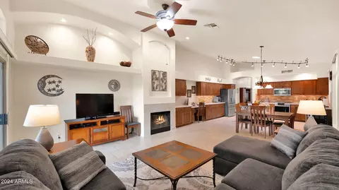 2141 Electra Ln, Phoenix, AZ 85024 photo 10