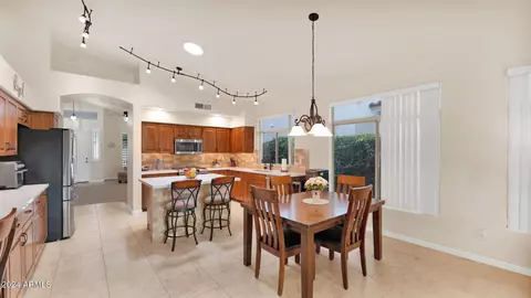 2141 Electra Ln, Phoenix, AZ 85024 photo 7