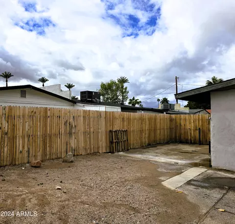 4912 E Holly St, Phoenix, AZ 85008 photo 34