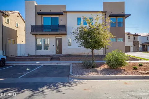 1835 S Follett Way, Gilbert, AZ 85295