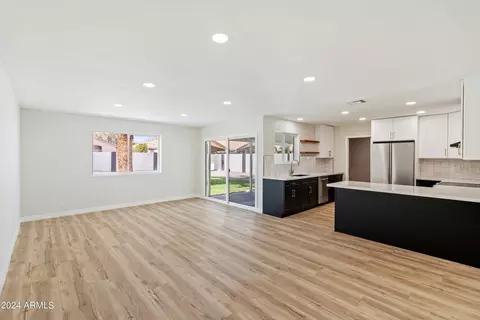 3129 E Pershing Ave, Phoenix, AZ 85032 photo 10