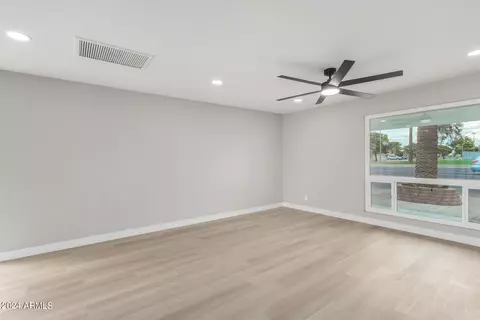 4530 N 35th Ave, Phoenix, AZ 85017 photo 4