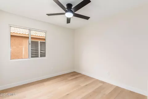 2217 E Wahalla Ln, Phoenix, AZ 85024 photo 23
