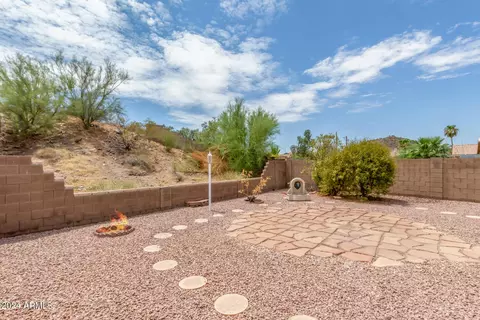 2217 E Wahalla Ln, Phoenix, AZ 85024 photo 32