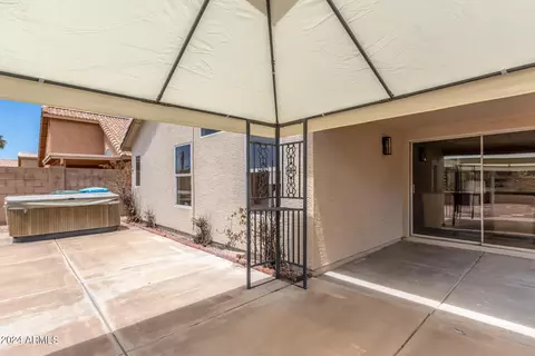 2217 E Wahalla Ln, Phoenix, AZ 85024 photo 30