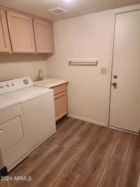 5837 E Ingram St, Mesa, AZ 85205 photo 6