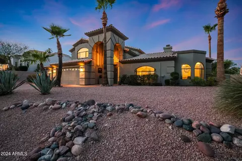 15920 E Brodiea Dr, Fountain Hills, AZ 85268