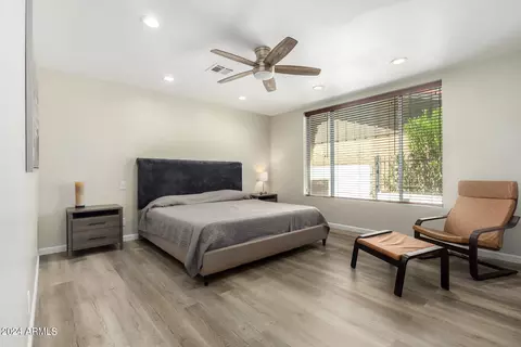 Bedroom - 1064 E Sandpiper Dr, Tempe, AZ 85283 photo 1 of 2
