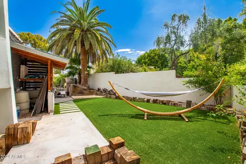 Exterior - 1064 E Sandpiper Dr, Tempe, AZ 85283 photo 5 of 24
