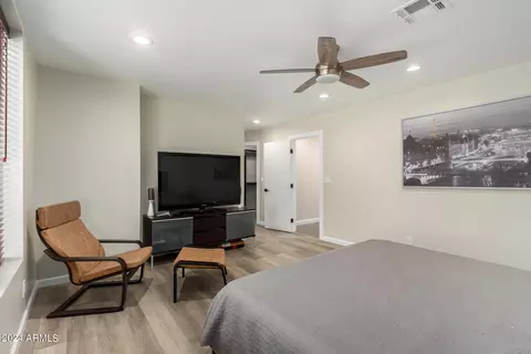 Bedroom - 1064 E Sandpiper Dr, Tempe, AZ 85283 photo 2 of 2