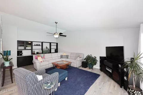 3631 E Taro Ln, Phoenix, AZ 85050 photo 14