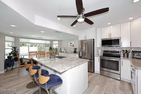3631 E Taro Ln, Phoenix, AZ 85050 photo 10