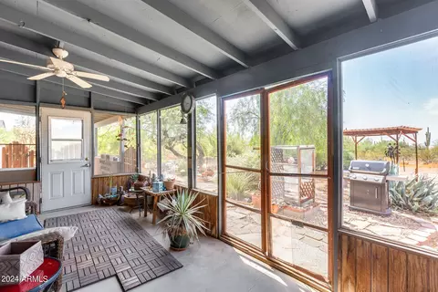 325 E Frontier St, Apache Junction, AZ 85119 photo 4