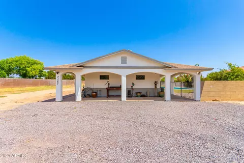 7127 N 183rd Ave, Waddell, AZ 85355