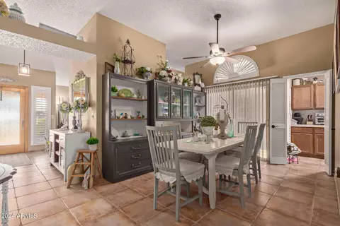 4804 E Princess Dr, Mesa, AZ 85205 photo 9