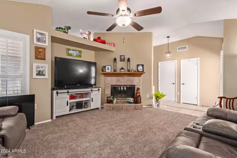 4804 E Princess Dr, Mesa, AZ 85205 photo 6