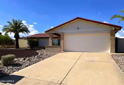2002 E Vista Dr, Phoenix, AZ 85022 photo 2