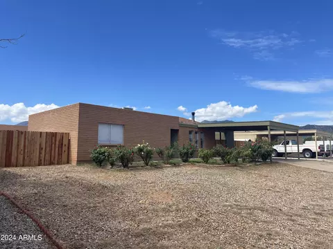 148 Meadows Dr, Sierra Vista, AZ 85635