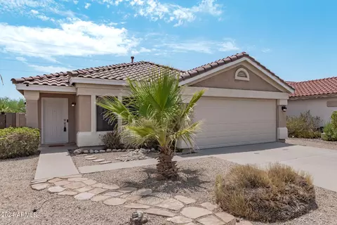 10517 W Via Del Sol Dr, Peoria, AZ 85383