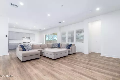 10158 E Texas Ave, Mesa, AZ 85212 photo 6